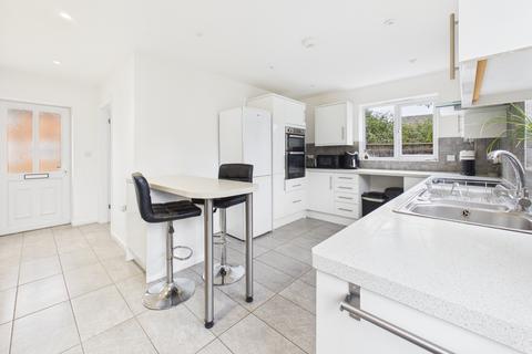 4 bedroom semi-detached house for sale, St. Audreys Close, Histon, Cambridge, Cambridgeshire