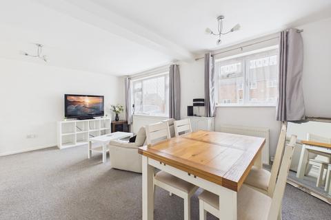 4 bedroom semi-detached house for sale, St. Audreys Close, Histon, Cambridge, Cambridgeshire
