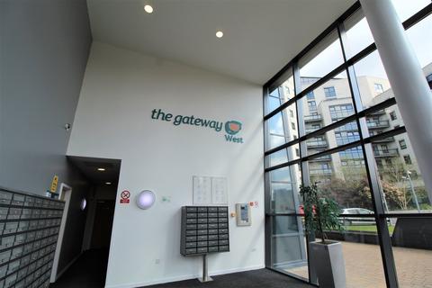 2 bedroom flat for sale, GATEWAY WEST, EAST STREET, LEEDS, LS9
