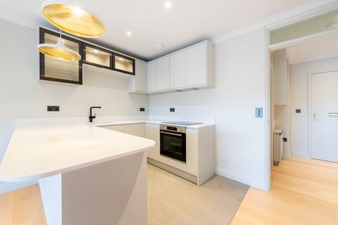 2 bedroom flat to rent, Devonhurst Place, Heathfield Terrace, London W4