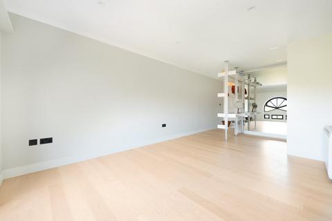2 bedroom flat to rent, Devonhurst Place, Heathfield Terrace, London W4