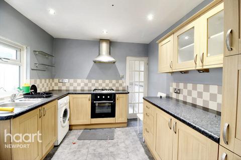 3 bedroom terraced house for sale, Vivian Road, Newport