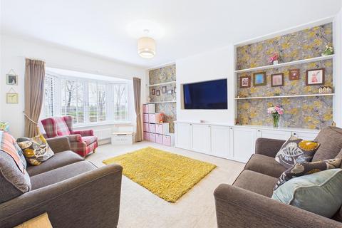 4 bedroom detached house for sale, Fleming Drive, Streethay, Lichfield