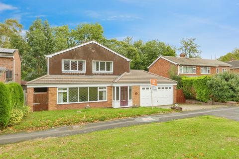 Hollies Way, Thurnby, Leicester