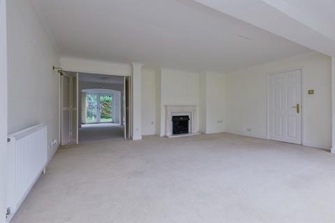 undefined, Hollies Way, Thurnby, Leicester