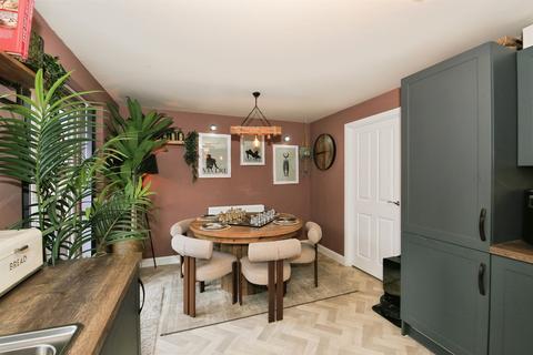 3 bedroom semi-detached house for sale, Ormesby Place, Hampton Water, Peterborough
