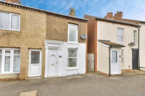 2 bedroom end of terrace house for sale, Boughton Green Road, Northampton