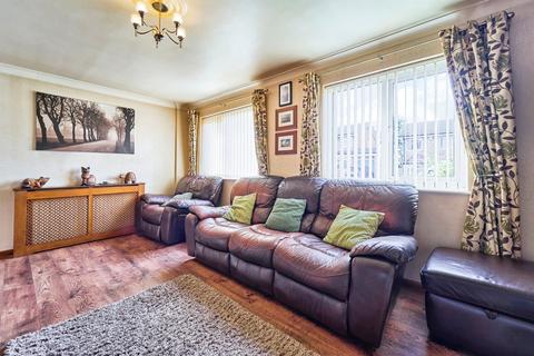 3 bedroom semi-detached house for sale, Packwood Road, Tividale, Oldbury