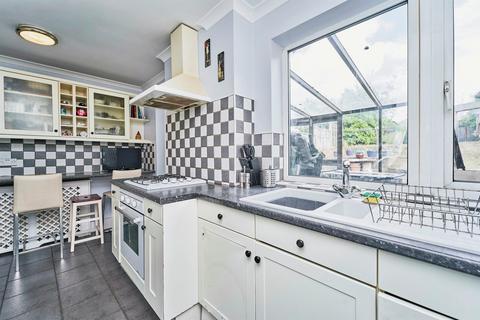 3 bedroom semi-detached house for sale, Packwood Road, Tividale, Oldbury