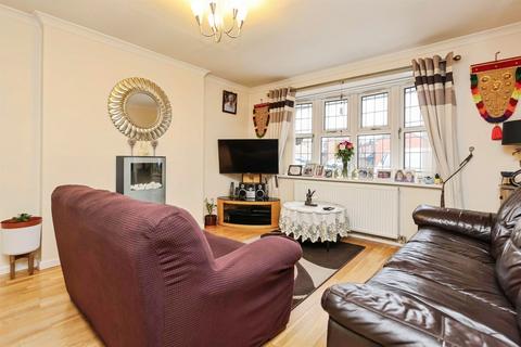 3 bedroom detached house for sale, Sandringham Road, HALESOWEN