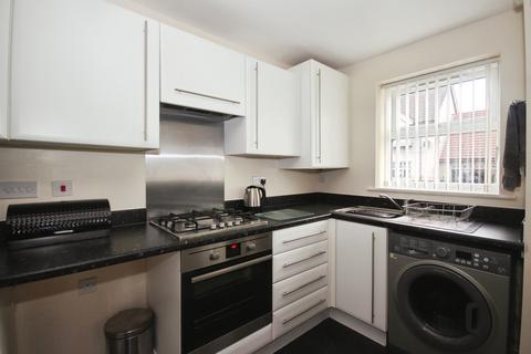 undefined, Priors Grove Close, Warwick