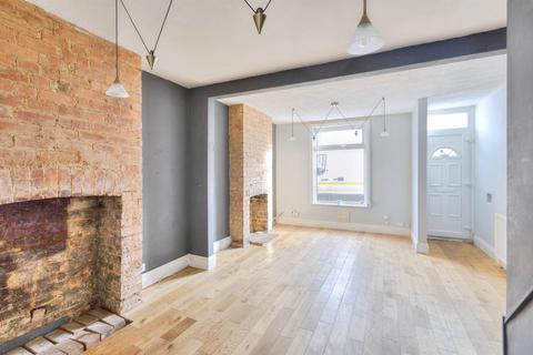 2 bedroom terraced house for sale, Newington Road, Northampton