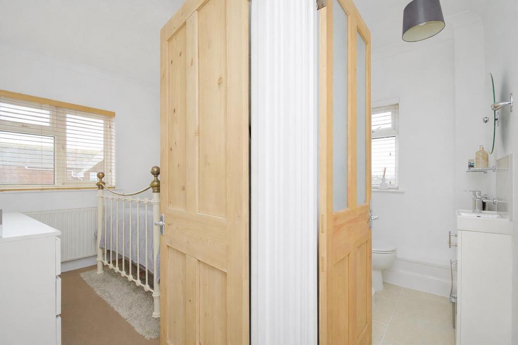 Cloakroom.PNG