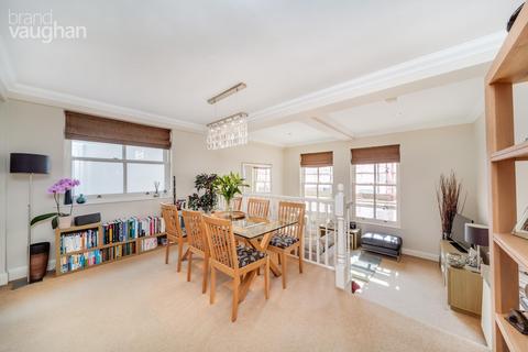 2 bedroom flat to rent, Percival Mansions, Percival Terrace, Brighton, East Sussex, BN2