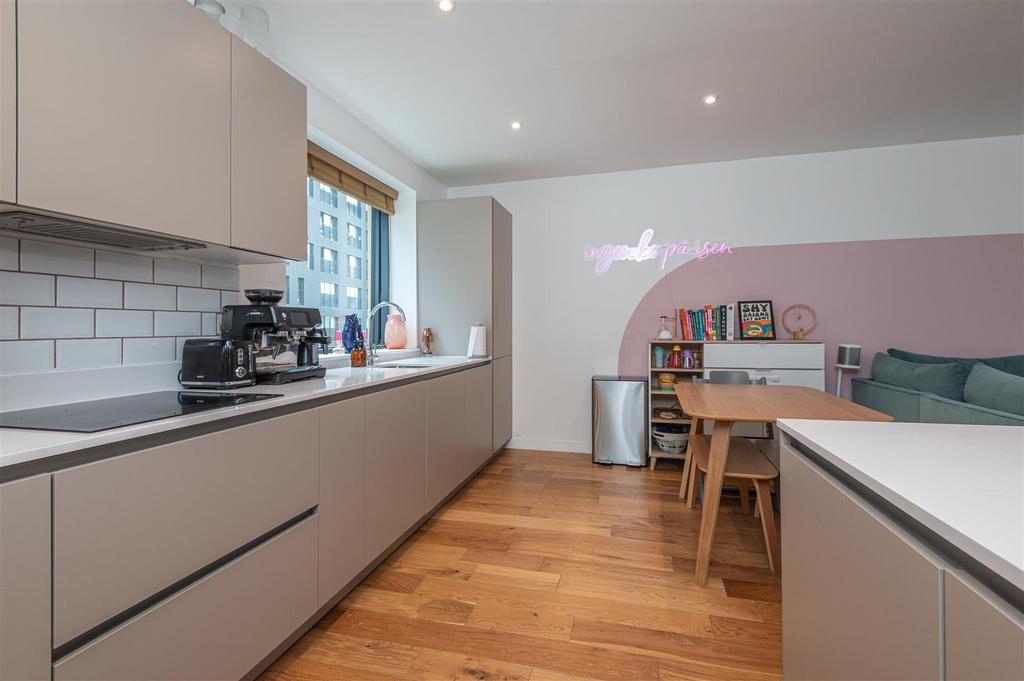 64 - 40 Solar Ave LS9 8 FF.jpg