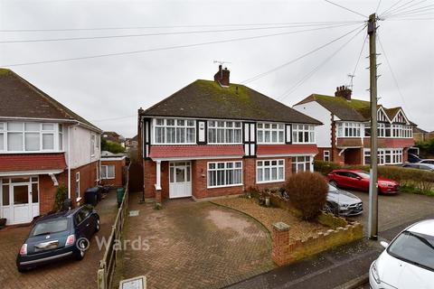 3 bedroom semi-detached house for sale - Wentworth Avenue, Margate, Kent