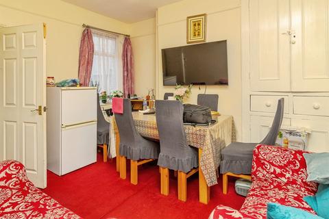 3 bedroom terraced house for sale, Duncombe Street, Bletchley, MILTON KEYNES