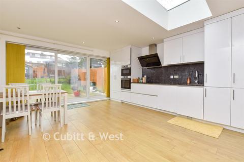 4 bedroom terraced house for sale, Stayton Road, Sutton, Surrey