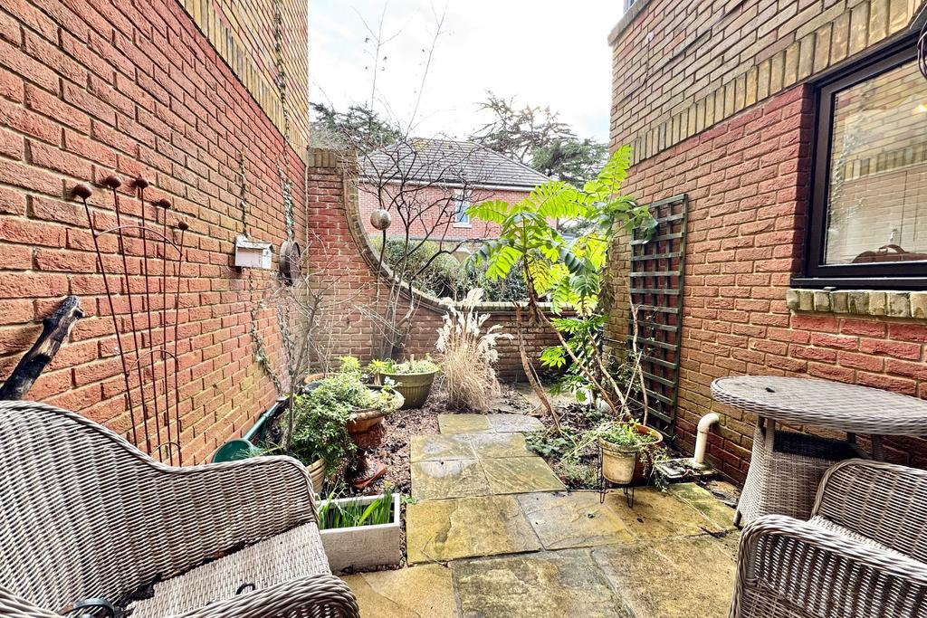 Courtyard Garden