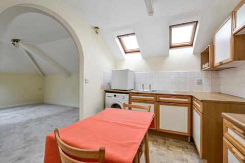 2 bedroom flat for sale, Church Lane, The Cloisters Church Lane, WD4