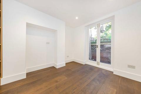 1 bedroom flat to rent, Gibson Square, London N1