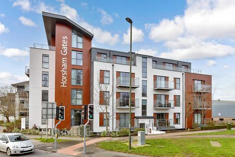 1 bedroom penthouse for sale, North Street, Horsham, West Sussex