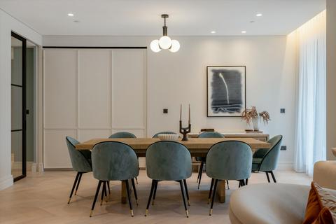 undefined, Mayfair, London W1J