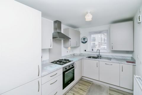 2 bedroom ground floor flat for sale, Ffordd Wallace, Barry