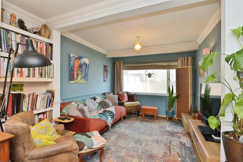 undefined, Bradvue Crescent, Bradville, Milton Keynes