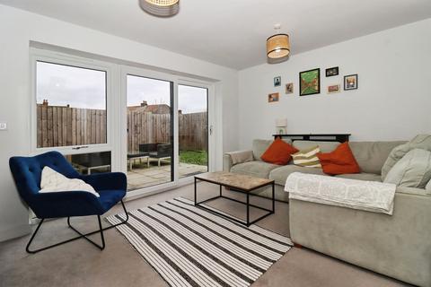 3 bedroom end of terrace house for sale, Park Road, Kingswood, Bristol