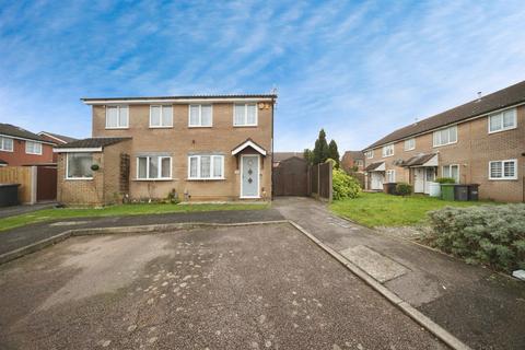 undefined, Cheslyn Close, Luton