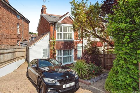 Upper Grosvenor Road, TUNBRIDGE WELLS