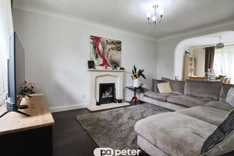 4 bedroom detached house for sale, Scotney Way, Pontprennau, Cardiff