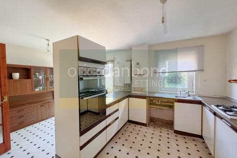 3 bedroom terraced house to rent, Ellfield Court, Lings, Northampton, NN3