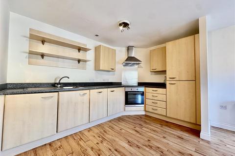 2 bedroom flat for sale, Albert Promenade, Halifax
