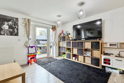 2 bedroom terraced house for sale, Bedstone Road, Basingstoke, Hampshire