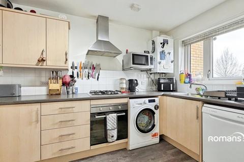 2 bedroom terraced house for sale, Bedstone Road, Basingstoke, Hampshire