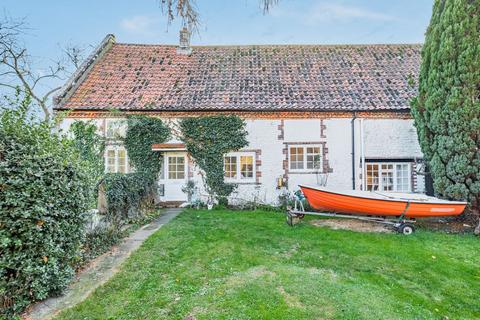 3 bedroom semi-detached house for sale, Old Hunstanton