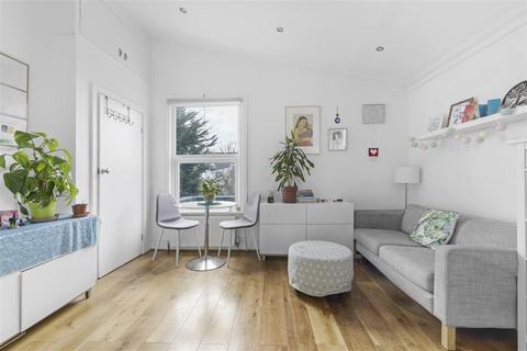 1 bedroom apartment for sale, Nelson Road, London N8