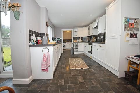 4 bedroom detached house for sale, Iron Way, Tondu, Bridgend