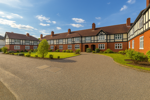 undefined, London Road, Cheam SM3