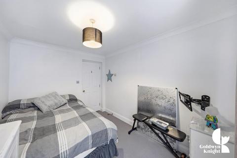 3 bedroom apartment to rent, Rotherhithe Street, London SE16