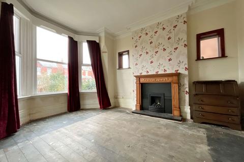 4 bedroom semi-detached house for sale, Cypress Road, Southport PR8