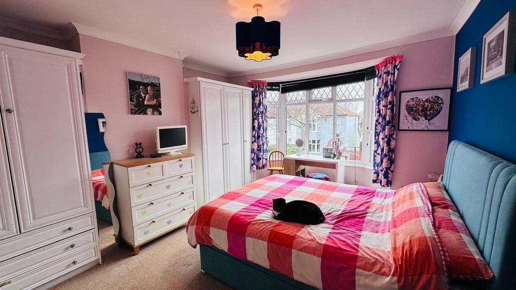 Tuffley Road, Westbury on Trym Bed 1.jpeg