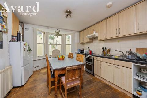 4 bedroom terraced house for sale, Richmond Road, Brighton BN2