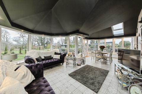 6 bedroom detached house for sale, London Road, Crewe CW3