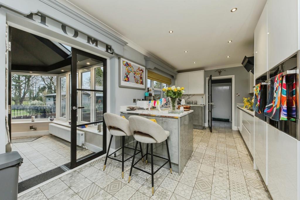 Kitchen Diner