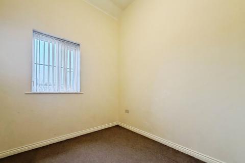 2 bedroom apartment to rent, Speakman Way, Merseyside L34