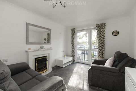 1 bedroom retirement property for sale, Queens Road, Sutton SM2