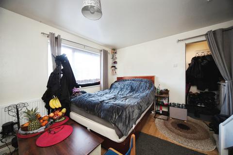 undefined, Gainsborough Drive, Houghton Regis, Dunstable